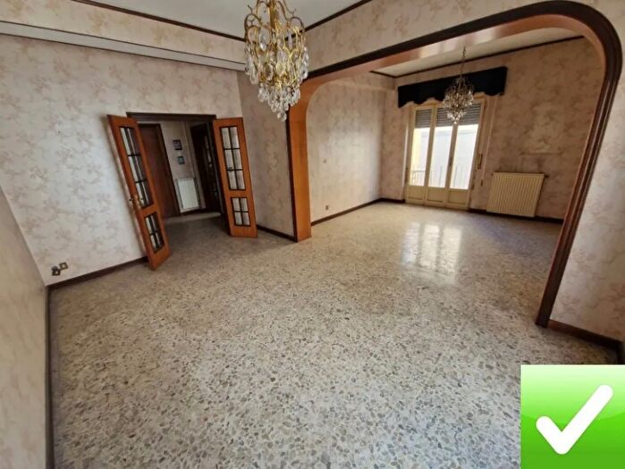 Appartamento con 5 locali in vendita in Reggio Calabria