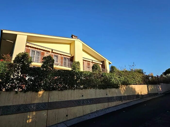 Appartamento bilocale in vendita in Vicolo Torretta, Albano Laziale