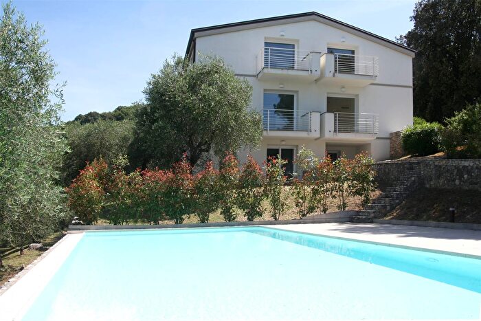 Appartamento quadrilocale in vendita in Bellavista, Lerici