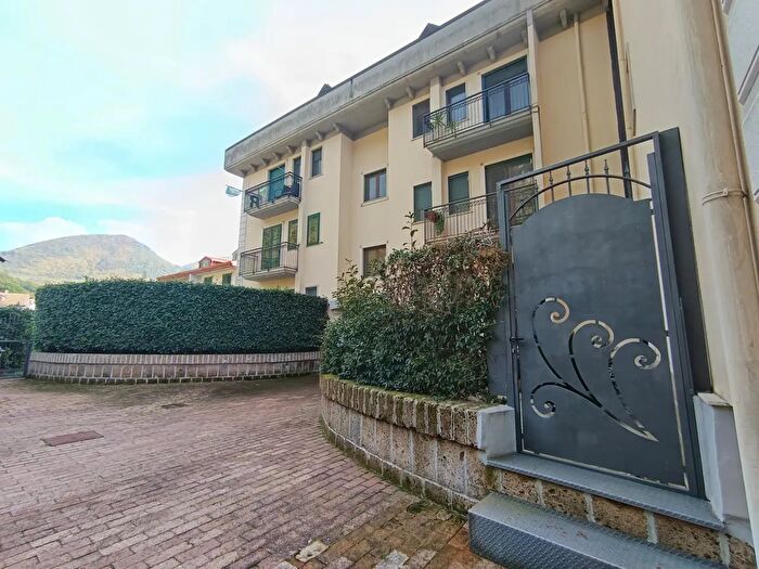 Appartamento quadrilocale in vendita in Solofra