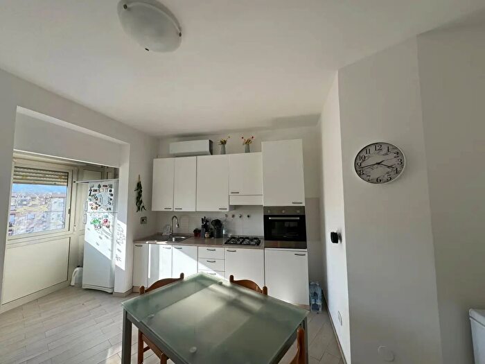 Appartamento con 5 locali in vendita in Via dellOrsa Minore, Palermo