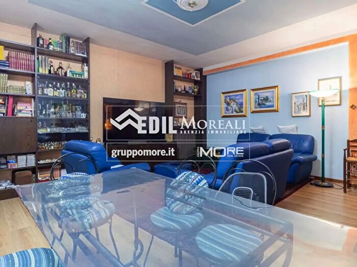 Case in Vendita e in Affitto - 3