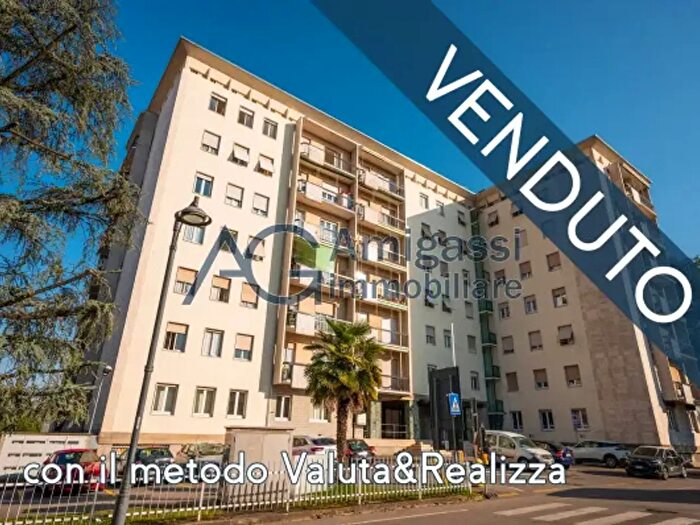 Appartamento bilocale in vendita in Viale Italia, Ponte San Pietro