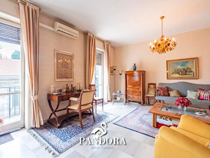 Appartamento in vendita in Via Luigi Borghi, Gallarate