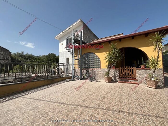 Casa con 5 locali in vendita in Stradella Decano Palermo Palermo Pa Italia, Palermo