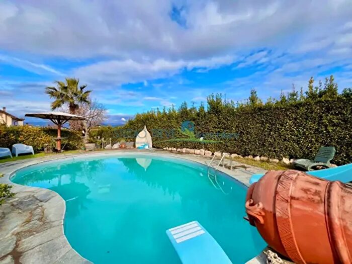 Casa con 6 locali in vendita in Via Bartolini, Larciano