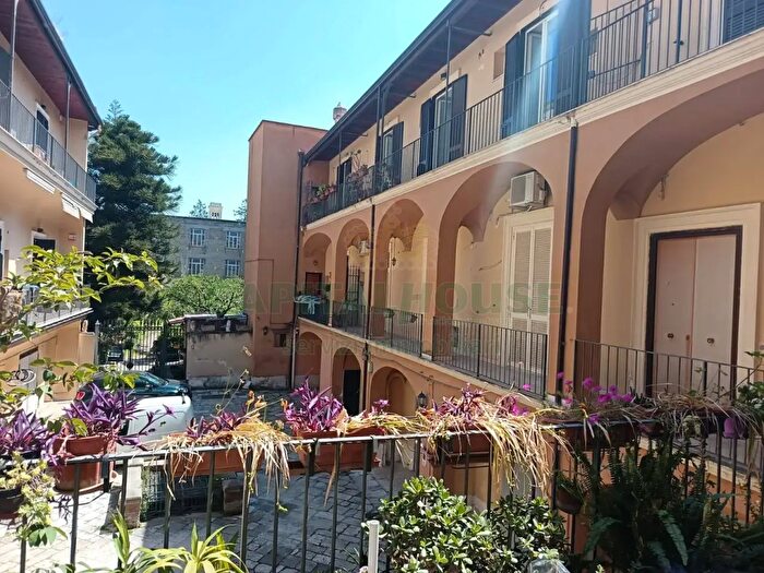 Appartamento bilocale in vendita in Via Vico, Caserta