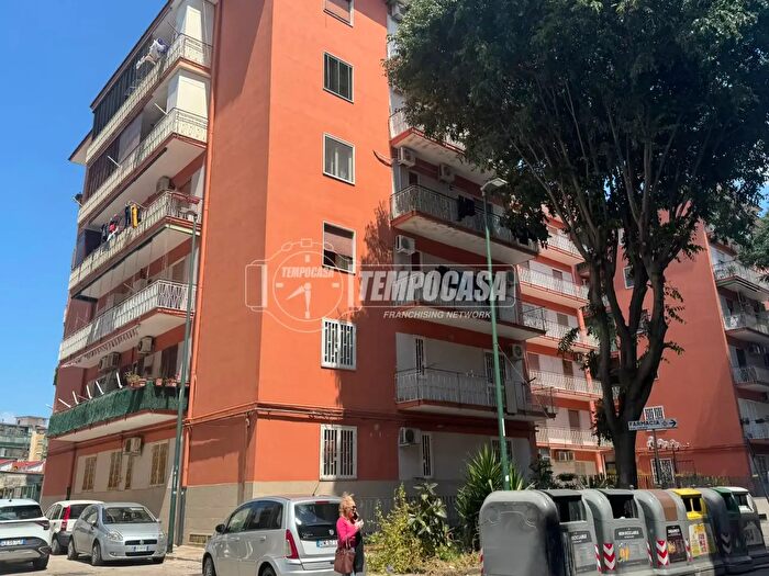 Appartamento bilocale in vendita in Via Monte Faito, Napoli
