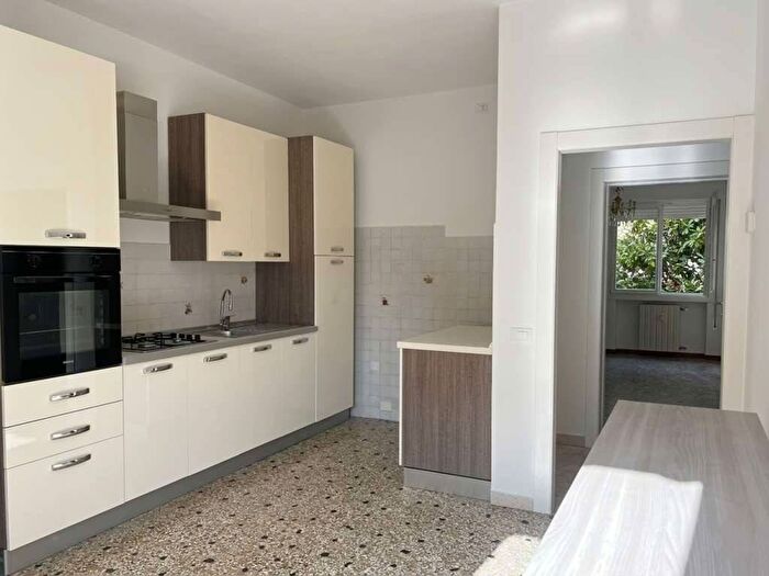 Appartamento trilocale in affitto in Via San Donà, Carpenedo Bissuola, Venezia