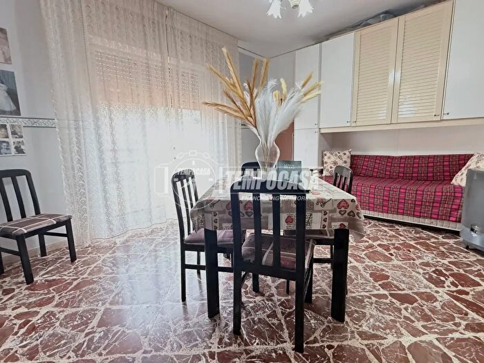 Appartamento trilocale in vendita in Via Vota, Messina