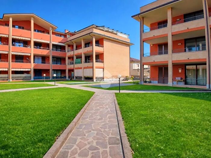 Appartamento bilocale in vendita in Via Goffredo Mameli, Cassano DAdda