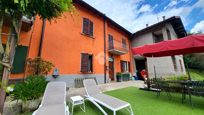 Casa trilocale in vendita in Via Valverde, Bergamo