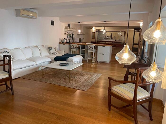 Appartamento trilocale in affitto in Salita Santa Caterina, Centro Città, Genova