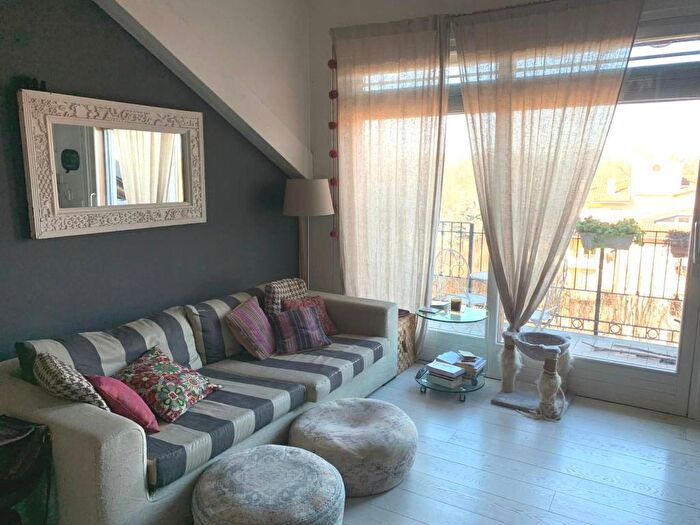 Casa bilocale in affitto in Via Giuseppe Mazzini, Villasanta