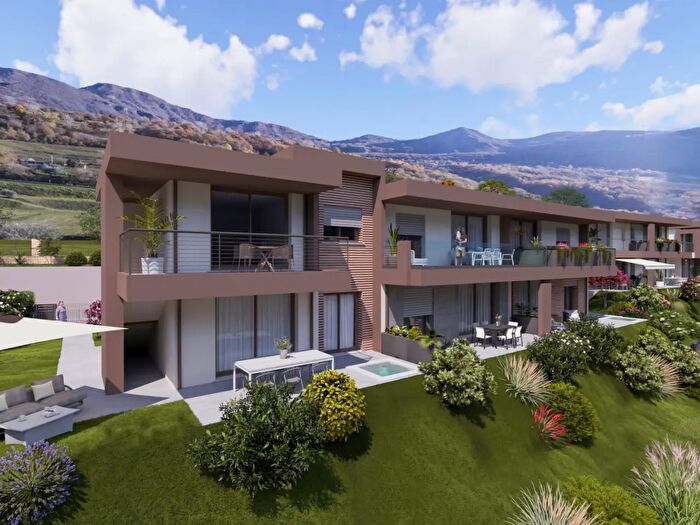 Appartamento in vendita in Via Sant Antonio, Sale Marasino