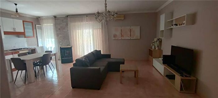 Appartamento con 5 locali in vendita in San Nicandro Garganico