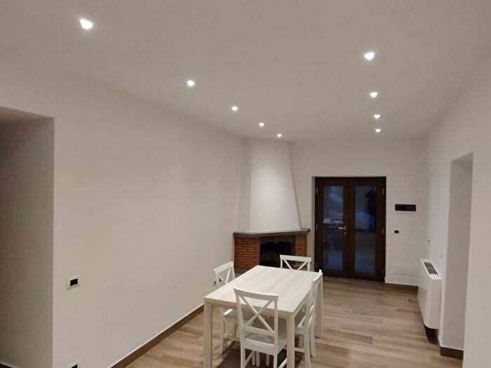 Appartamento bilocale in affitto in Via Salaria Vecchia, Fara in Sabina