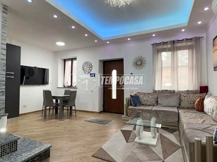 Appartamento quadrilocale in vendita in Via Piave, Santo Stefano Ticino