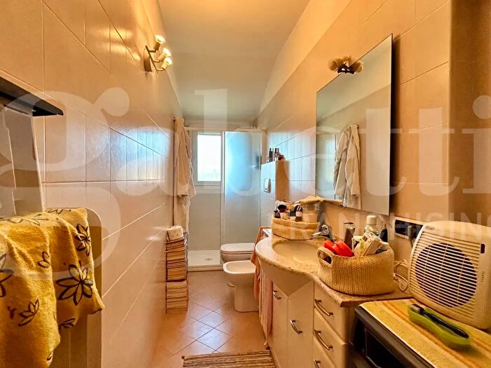 Appartamento trilocale in vendita in Via Gesso, Zola Predosa