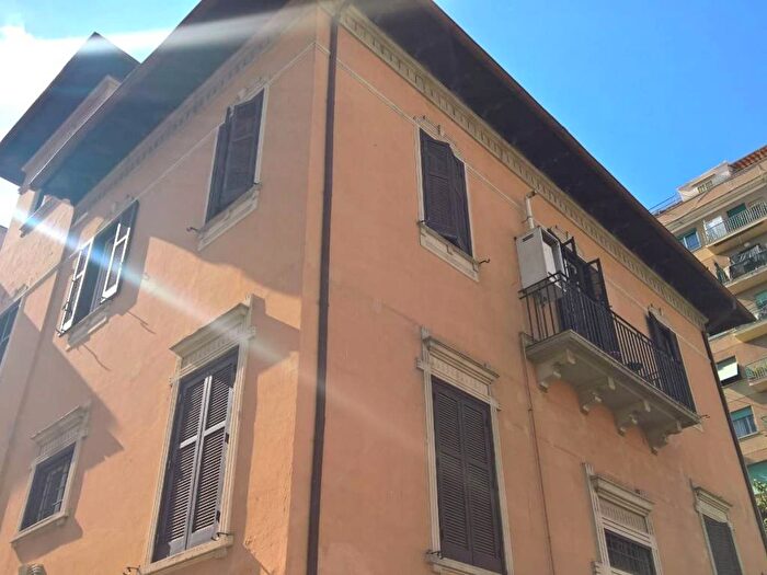 Appartamento bilocale in affitto in Via Gino Capponi, Appio Latino, Roma