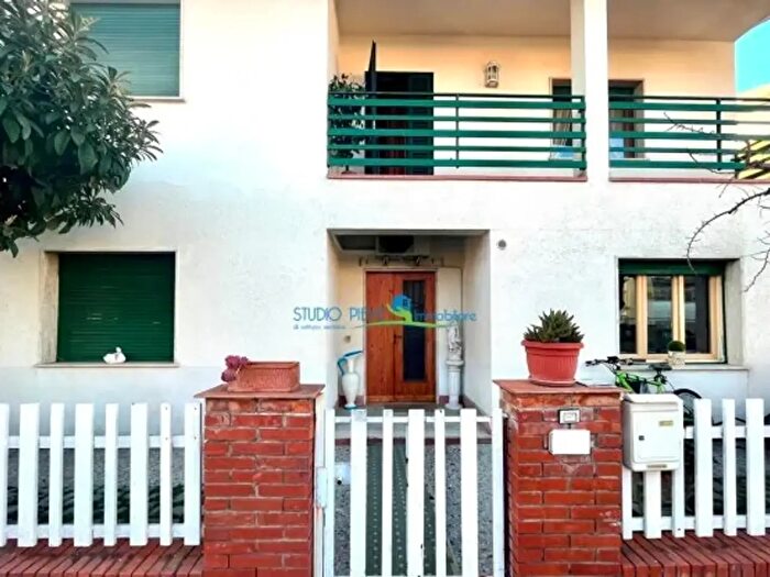 Appartamento con 6 locali in vendita in Via Liguria, Monsummano Terme