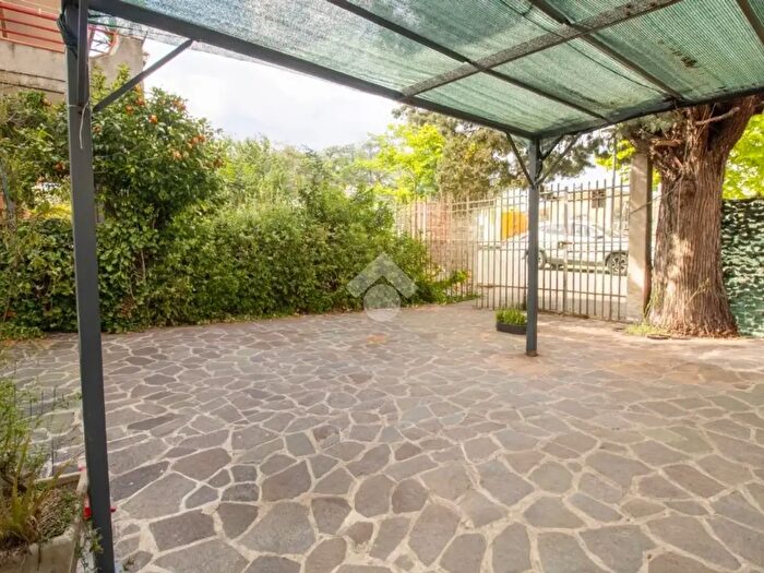 Casa con 5 locali in vendita in Via degli Eroi, Canosa Sannita
