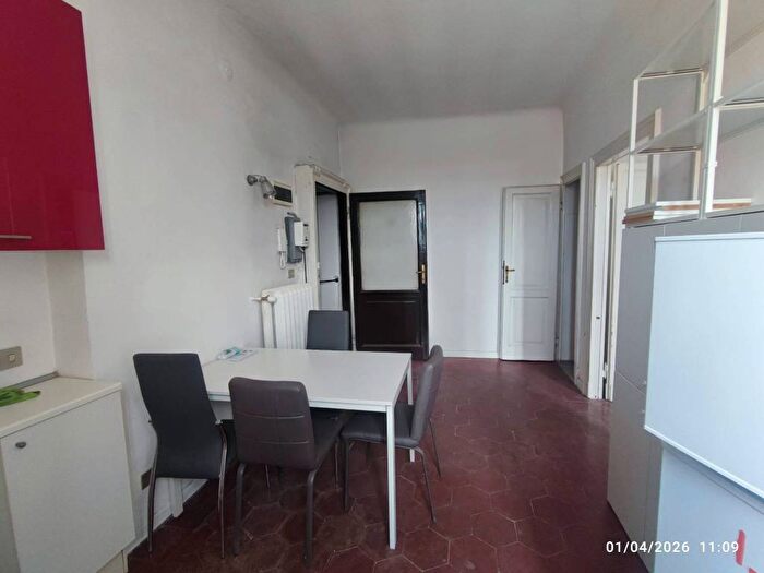 Appartamento bilocale in affitto in Via Spartaco, Montenero, Milano