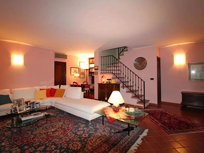 Appartamento con 10 locali in vendita in San Damiano DAsti