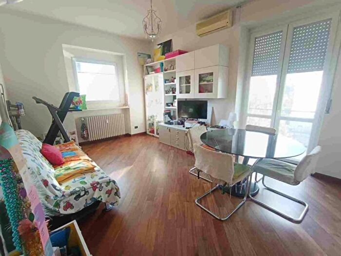 Appartamento trilocale in affitto in Viale delle Rimembranze, Braila Stazione, Lodi