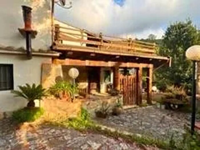 Casa con 5 locali in vendita in Via Felice Tazzini, Civitavecchia