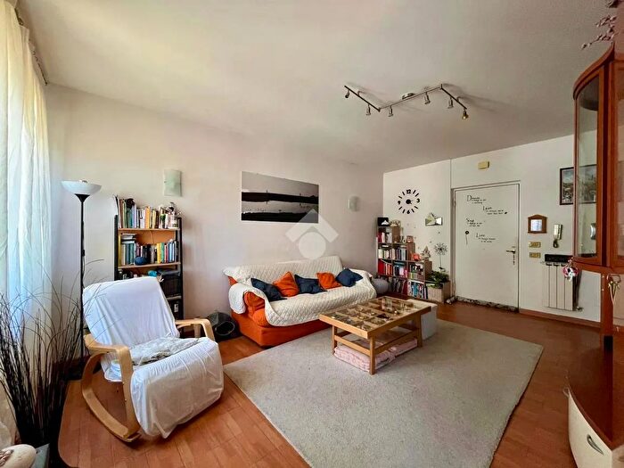 Appartamento quadrilocale in vendita in Via Tosi, Pozzuoli