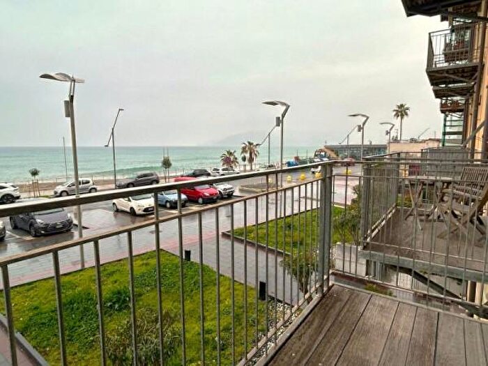 Appartamento quadrilocale in vendita in Via Domenico Cimarosa, Savona