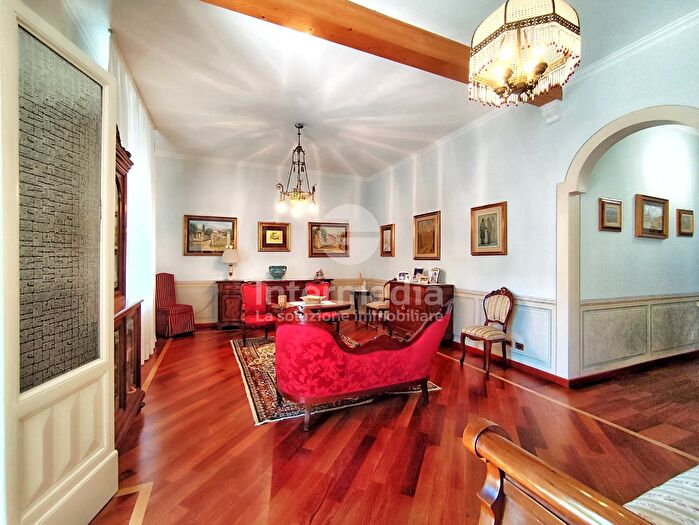 Casa con 6 locali in vendita in Via della Ziziola, Brescia