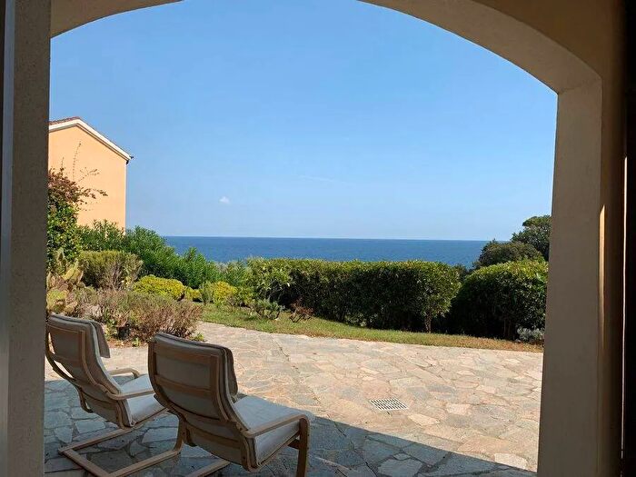 Appartamento trilocale in vendita in Spotorno Savona Sv, Noli