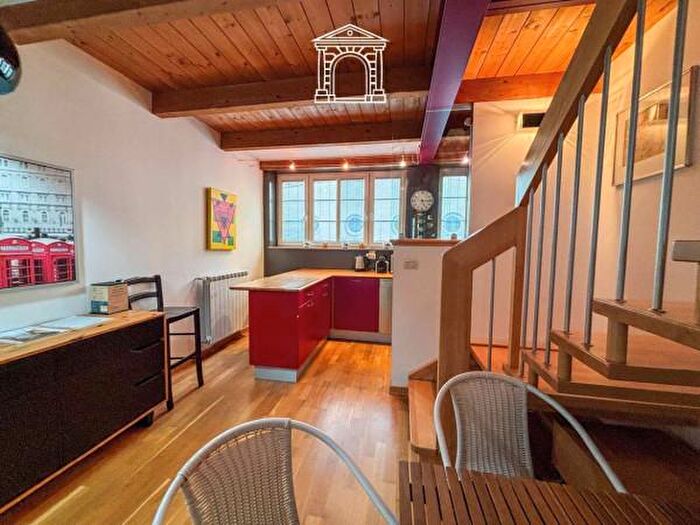 Appartamento bilocale in vendita in Via dellUniversità, Trieste