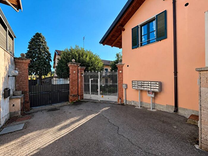 Appartamento trilocale in affitto in Via Nazionale, Abbadia Alpina, Pinerolo