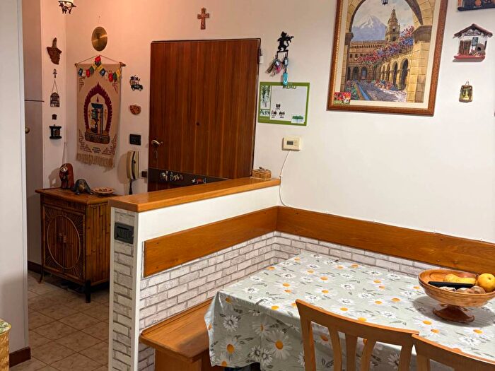 Appartamento trilocale in affitto in Via Pontevecchio, Mazzini Fossolo, Bologna