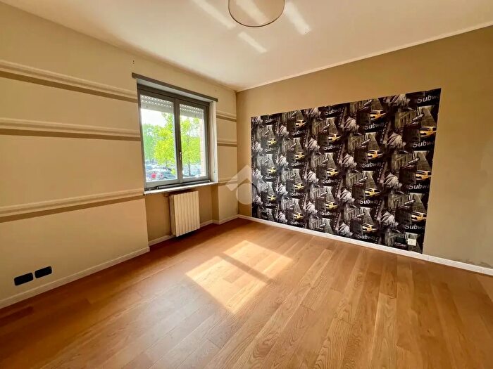 Appartamento trilocale in vendita in Via Generale Carlo Alberto dalla Chiesa, Alba