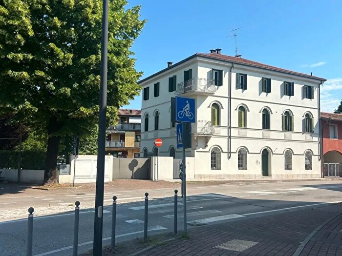 Appartamento trilocale in vendita in Casarsa Della Delizia