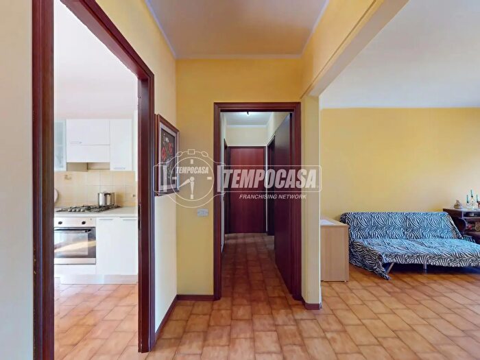 Appartamento trilocale in vendita in Via Marzabotto, Campagnola Emilia