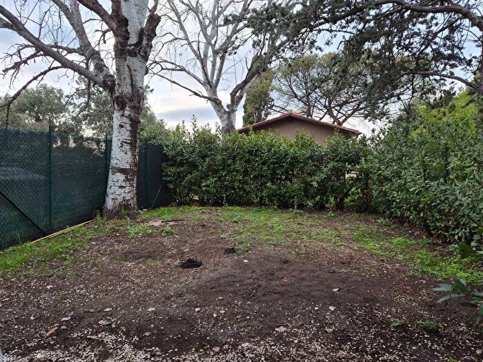 Casa bilocale in affitto in Via Appia Antica, Capannelle Statuario, Roma