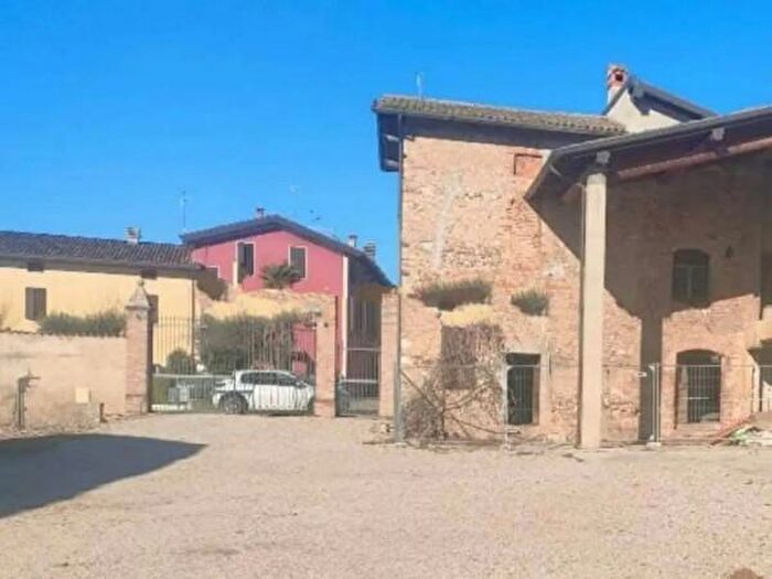Casa con 5 locali in vendita in Via Giorgio Morandi, Lonato