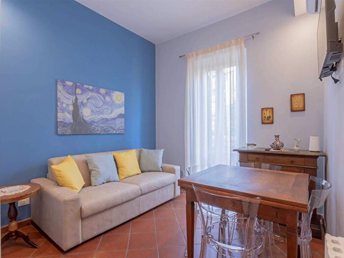 Appartamento trilocale in affitto in Le Cure, Firenze