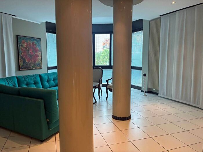 Appartamento con 5 locali in affitto in Corso Enotria, Corso Langhe Moretta Corso Cortemilia, Alba