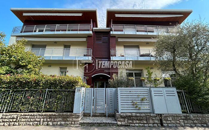 Appartamento quadrilocale in vendita in Via della Conca Fiorita, Bergamo