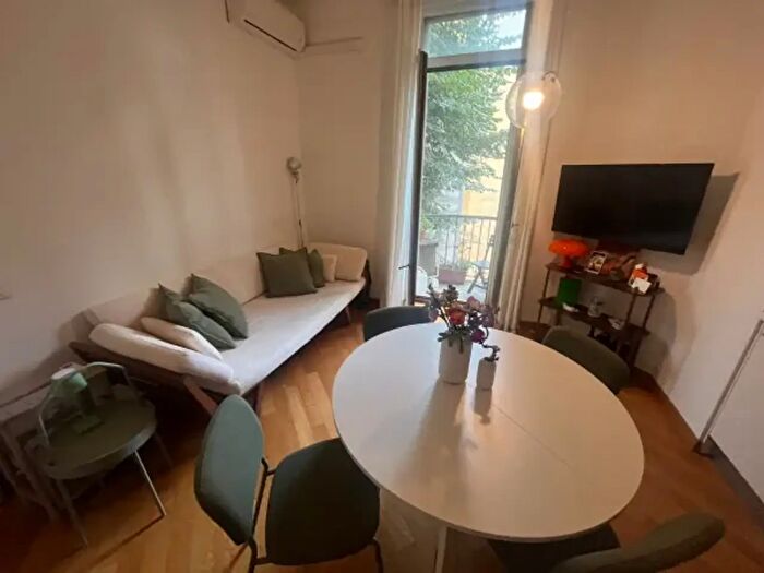 Appartamento bilocale in affitto in Via Cola Montano, Milano