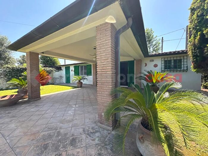 Casa trilocale in vendita in Punta del Mare, Terracina