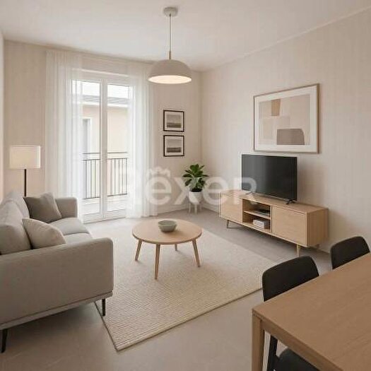 Appartamento trilocale in vendita in Via Toscana Int, Spotorno