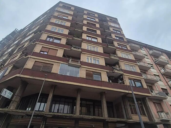 Appartamento trilocale in vendita in Via Carlo del Balzo, Avellino