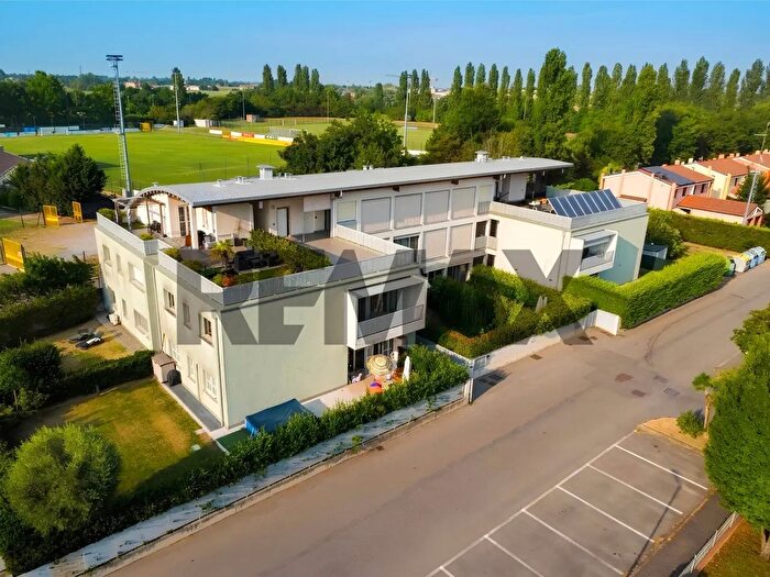 Appartamento trilocale in vendita in Via G Pastore, Bagnolo In Piano
